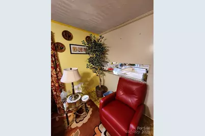 406 S Caldwell Avenue, Newton, NC 28658 - Photo 43