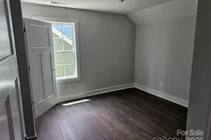 139 Brooks Cove Rd, Black Mountain, NC 28711 - Photo 7