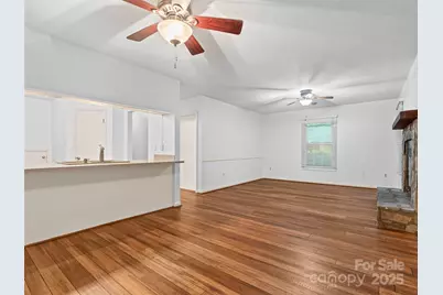 802 Parkway Vista Drive, Asheville, NC 28805 - Photo 9