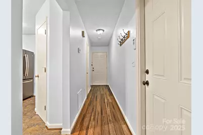 802 Parkway Vista Drive, Asheville, NC 28805 - Photo 5