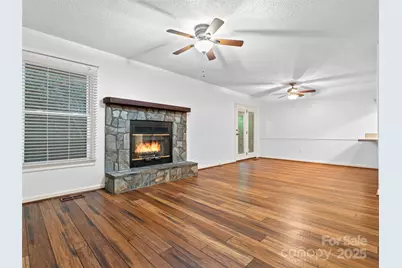 802 Parkway Vista Drive, Asheville, NC 28805 - Photo 3