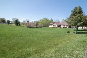 1368 Cajah Mountain Rd, Hudson, NC 28638 - Photo 7