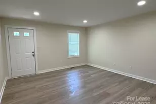 19612 Oak St, Cornelius, NC 28031 - Photo 9