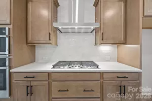 124 Canary Ln, Mooresville, NC 28115 - Photo 9