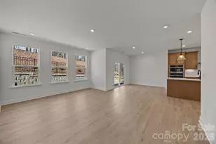 124 Canary Ln, Mooresville, NC 28115 - Photo 11