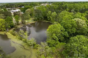 9836 Albemarle Rd, Charlotte, NC 28227 - Photo 11