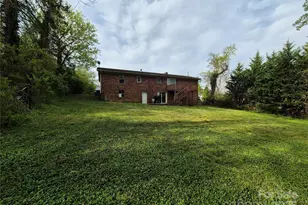 64 Round Top Rd, Asheville, NC 28803 - Photo 3