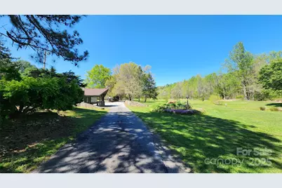 3190 Holly Road, Connelly Springs, NC 28612 - Photo 13