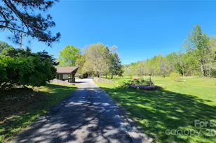 3190 Holly Rd, Connelly Springs, NC 28612 - Photo 13