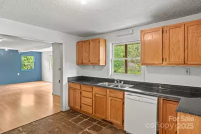 412 Trammell Avenue, Canton, NC 28716 - Photo 19