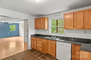 412 Trammell Ave, Canton, NC 28716 - Photo 19