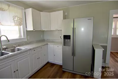 218 Church Street, Marion, NC 28752 - Photo 11