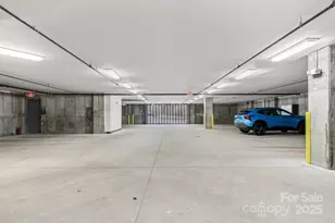 350 E Allen St, Hendersonville, NC 28792 - Photo 27