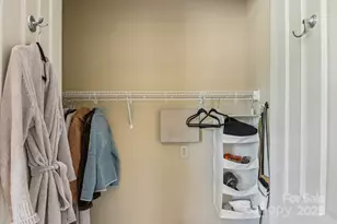 350 E Allen St, Hendersonville, NC 28792 - Photo 21