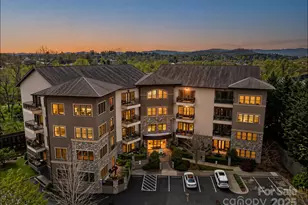 350 E Allen St, Hendersonville, NC 28792 - Photo 39