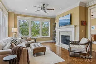 350 E Allen St, Hendersonville, NC 28792 - Photo 3