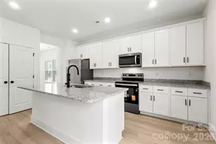 3010 Woodlands Creek Dr, Monroe, NC 28110 - Photo 11