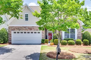 1033 Knob Creek Ln, Tega Cay, SC 29708 - Photo 1