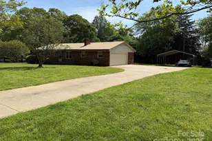 370 Sherrill Farm Rd, Lincolnton, NC 28092 - Photo 1