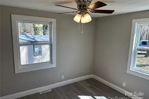 209 Brookview Rd, Statesville, NC 28625 - Photo 7