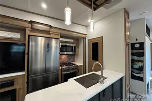 195 Finch Way, West Jefferson, NC 28694 - Photo 9