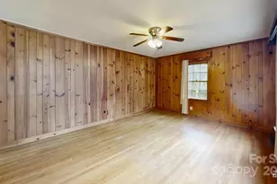 903 W Davidson Ave, Gastonia, NC 28052 - Photo 3