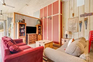 11381 State Hwy 80 N Hwy, Burnsville, NC 28714 - Photo 5