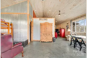 11381 State Hwy 80 N Hwy, Burnsville, NC 28714 - Photo 15