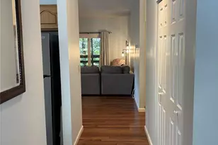 305 Piney Mountain Dr, Asheville, NC 28805 - Photo 5