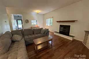 305 Piney Mountain Dr, Asheville, NC 28805 - Photo 19