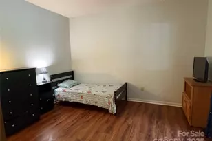 305 Piney Mountain Dr, Asheville, NC 28805 - Photo 13