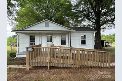 135 Hendren Lane, Hiddenite, NC 28636 - Photo 1