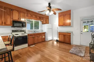 872 Wellman St, Gastonia, NC 28054 - Photo 9