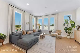 554 Rountree Rd, Charlotte, NC 28217 - Photo 1