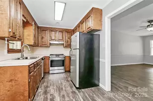 306 Oak St, York, SC 29745 - Photo 31