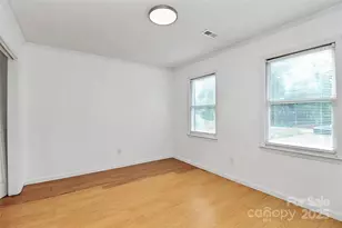 306 Oak St, York, SC 29745 - Photo 15