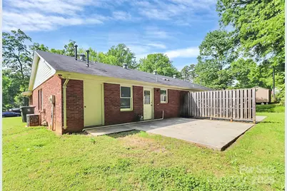 306 Oak Street #18, York, SC 29745 - Photo 5