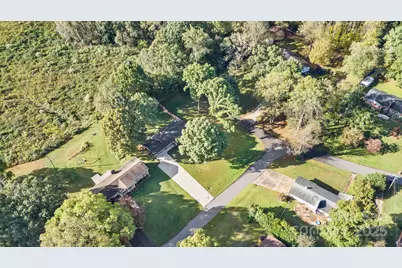 137 Deal Lane, Statesville, NC 28677 - Photo 11