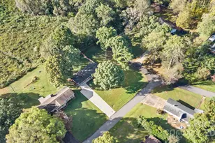 137 Deal Ln, Statesville, NC 28677 - Photo 11