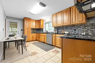 137 Deal Ln, Statesville, NC 28677 - Photo 13