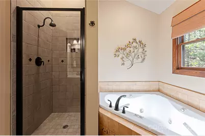 837 Peregrine Drive, Hendersonville, NC 28739 - Photo 27