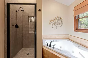 837 Peregrine Dr, Hendersonville, NC 28739 - Photo 27