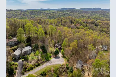 837 Peregrine Drive, Hendersonville, NC 28739 - Photo 35