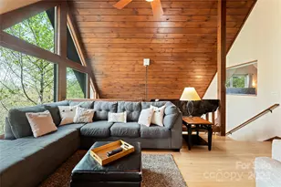 837 Peregrine Dr, Hendersonville, NC 28739 - Photo 23