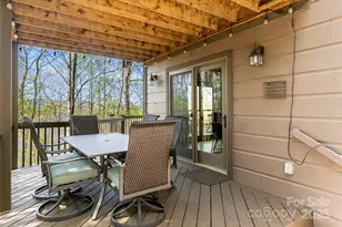 837 Peregrine Dr, Hendersonville, NC 28739 - Photo 13