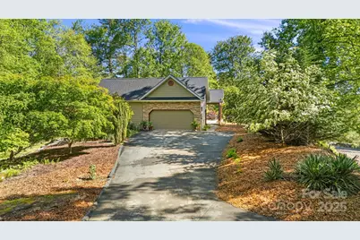 411 Alta Circle, Hendersonville, NC 28739 - Photo 31