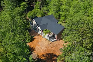 411 Alta Cir, Hendersonville, NC 28739 - Photo 3