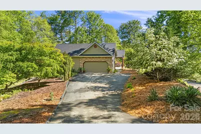 411 Alta Circle, Hendersonville, NC 28739 - Photo 35