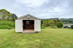 123 Big Oak Rd, Hendersonville, NC 28792 - Photo 43