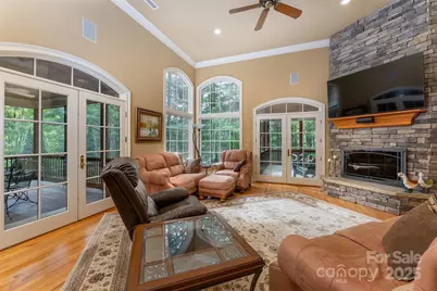 168 Chattooga Run, Hendersonville, NC 28739 - Photo 9